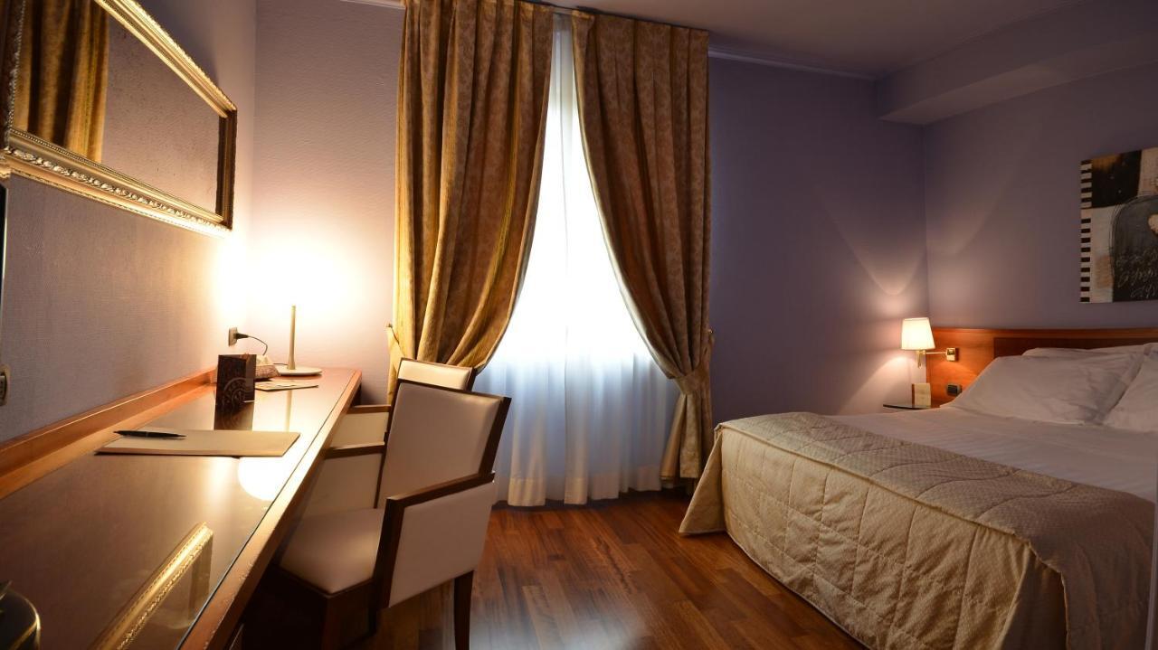 Albergo Celide Λούκα Δωμάτιο φωτογραφία